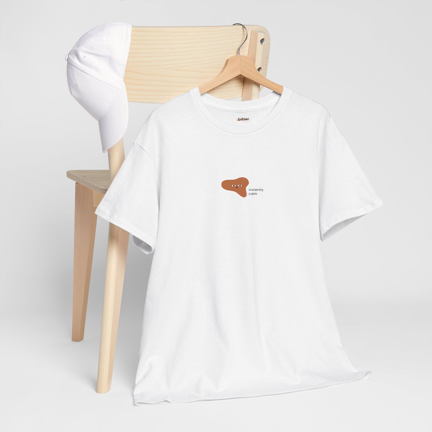 Violently calm | T-shirt